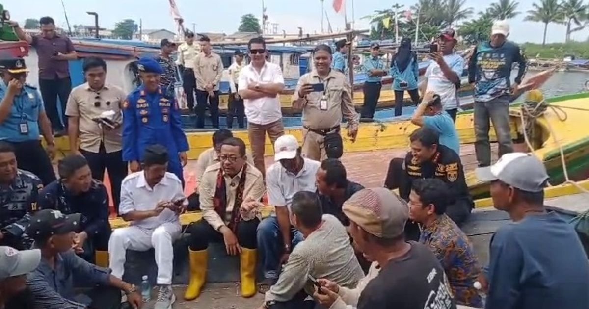 Kehadiran KSP M. Qodari jadi Pintu Curhatan Para Nelayan di Palabuhanratu