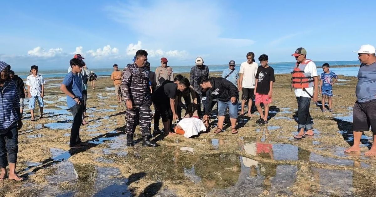 Pantai Ujung Genteng Kembali Makan Korban, Ayah dan Anak Tewas Terseret Arus.