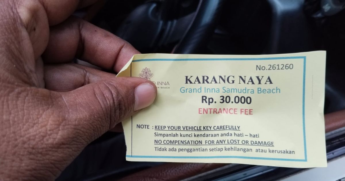 Polemik Parkir Karangnaya Memanas, Tiket Rp30 Ribu Dipersoalkan Usai Insiden Wisata.