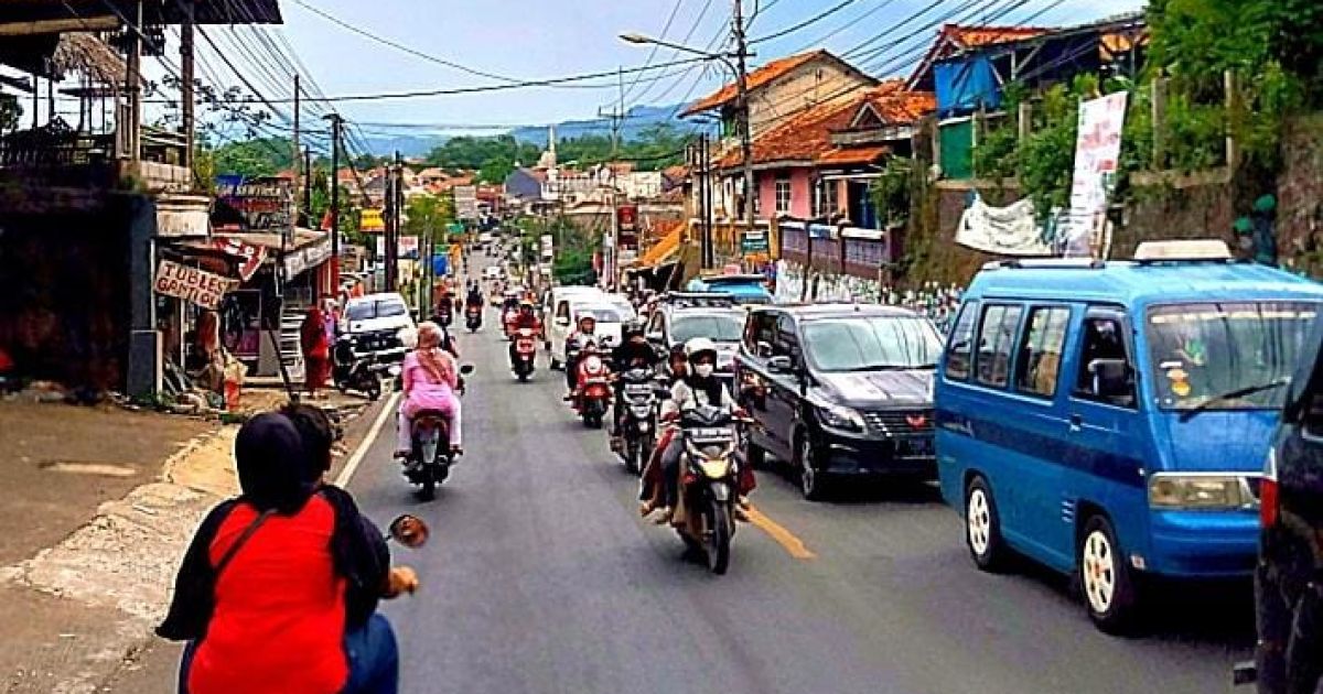 Kemacetan Leuwiliang: Persoalan Klasik yang Tak Kunjung Tuntas Potret Kemacetan Harian