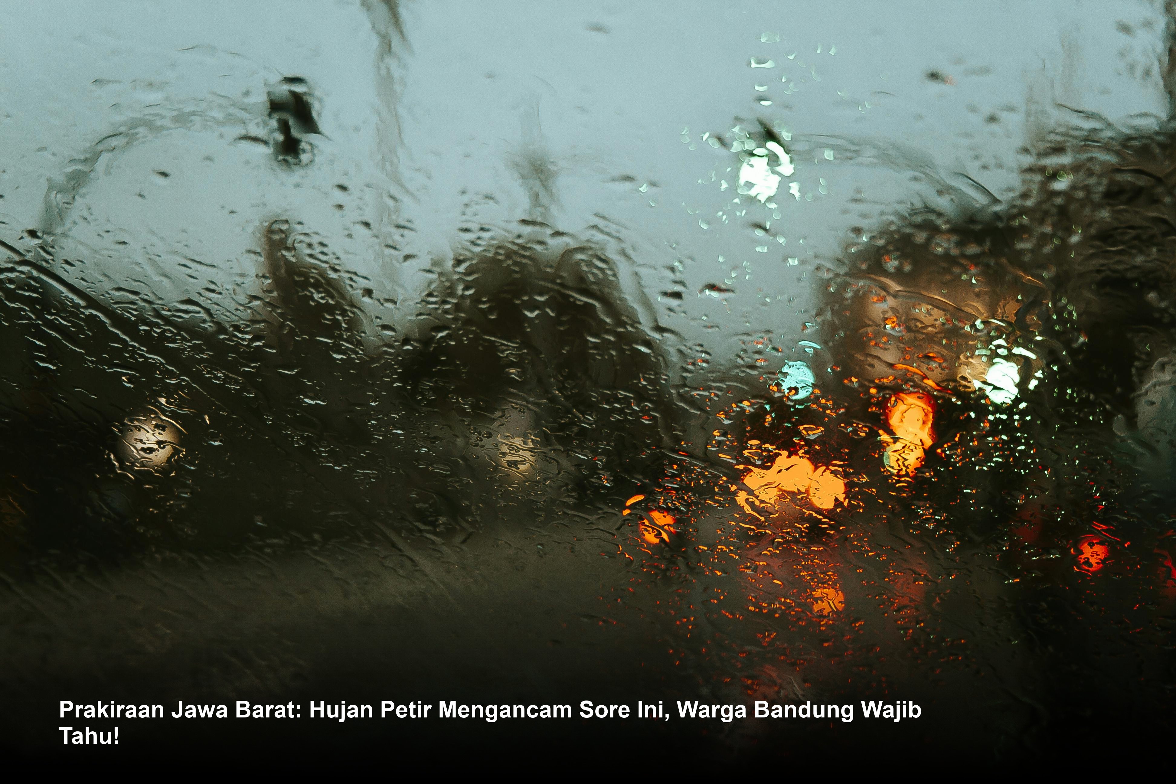 Prakiraan Jawa Barat: Hujan Petir Mengancam Sore Ini, Warga Bandung Wajib Tahu!